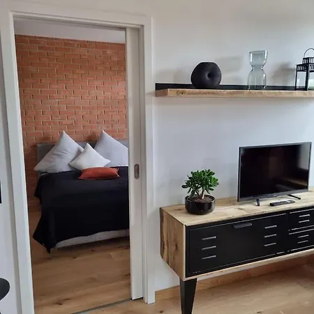 Apartment Komfortables Im Industrial Chic Dresden