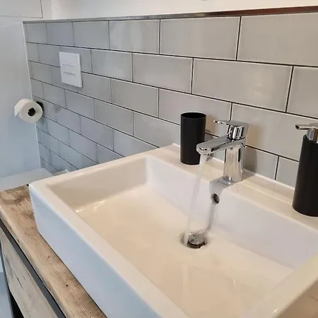 Komfortables Im Industrial Chic 아파트