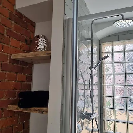 Komfortables Im Industrial Chic *