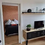 Apartamento Komfortables Im Industrial Chic Dresden